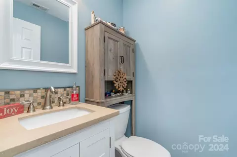 401 3rd St, Stanley, NC 28164 photo 16