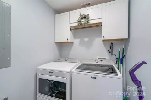 401 3rd St, Stanley, NC 28164 photo 24