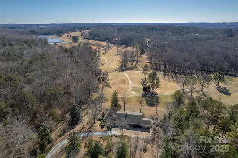 325 Renard Rd, Tryon, NC 28782 photo 33