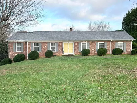 418 Elcaney Dr, Hudson, NC 28638