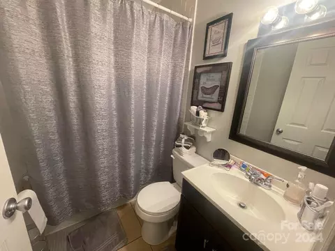 Bath - 108 Patsy Ln, Cheraw, SC 29520 photo 3 of 3