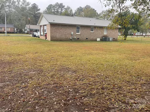 Exterior - 108 Patsy Ln, Cheraw, SC 29520 photo 7 of 7