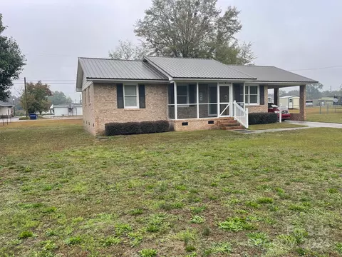 108 Patsy Ln, Cheraw, SC 29520