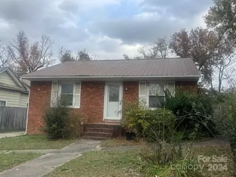 115 Hobbs Ave, Thomasville, NC 27360