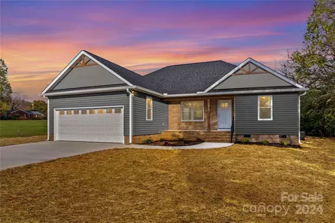 315 Museum Rd, Statesville, NC 28625