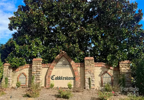 7057 Cobblefield Ln, Denver, NC 28037