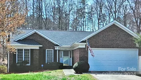 5301 Tucker Ct, Charlotte, NC 28269