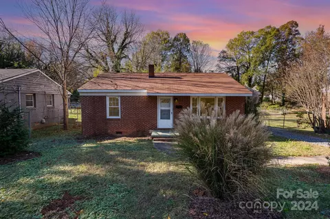 2515 Druid Hills Way, Charlotte, NC 28206