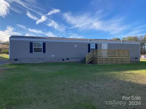 100 Debby Dr, Shelby, NC 28152