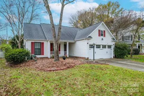 2705 Towhee Ct, Charlotte, NC 28269