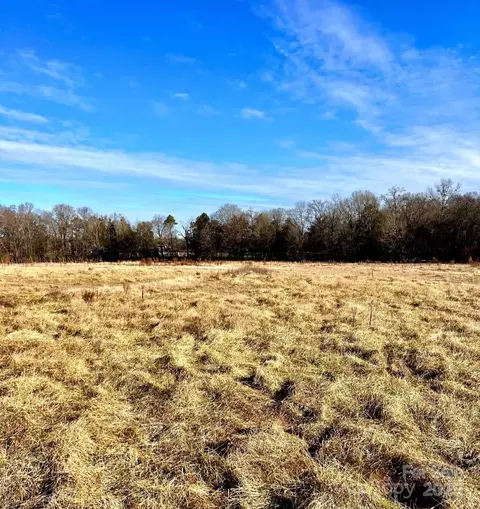 370 Barrier Farms Rd, Midland, NC 28107