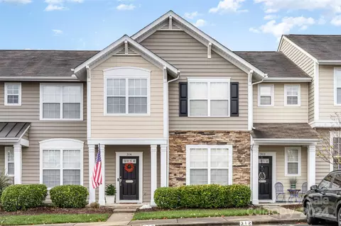 314 Sugar Ridge Ct, Fort Mill, SC 29708