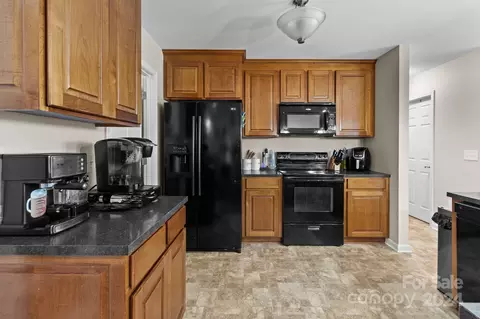 202 E 27th E St E, Kannapolis, NC 28083 photo 11
