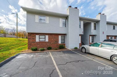 123 23rd Nw E St NW #E, Hickory, NC 28601 photo 4