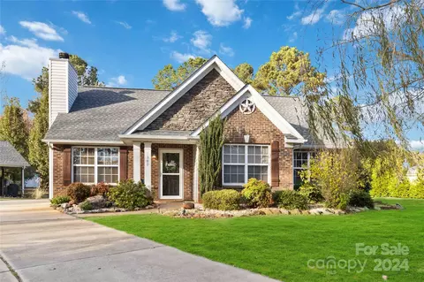 1309 Christine N Way N, Mcconnells, SC 29726