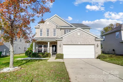 12816 Cumberland Cove Dr, Charlotte, NC 28273