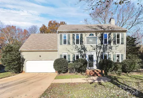 9502 Saddle Run Trl, Charlotte, NC 28269