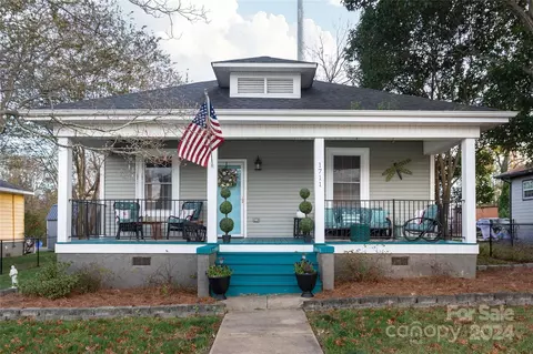 1711 Spencer Mountain Rd, Gastonia, NC 28054