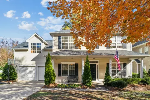 9717 Willow Leaf Ln, Cornelius, NC 28031