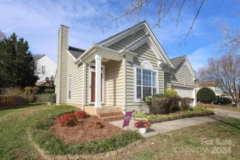 397 Queens Sw Dr SW, Concord, NC 28025