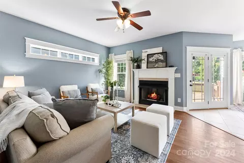 1351 Armstrong Rd, Belmont, NC 28012