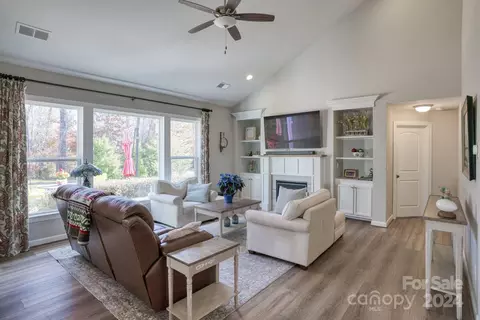 Living - 348 Broadleaf Dr, Denver, NC 28037 photo 1 of 2