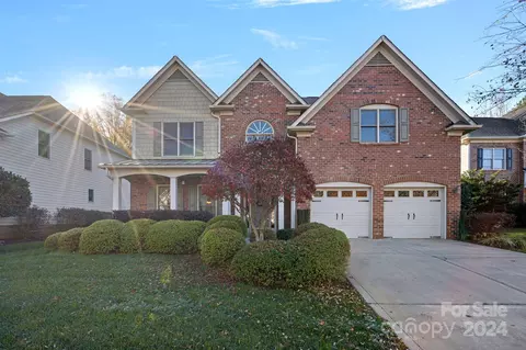 10232 Squires Way, Cornelius, NC 28031 photo 2