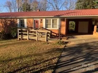 526 Evergreen Trl, Thomasville, NC 27360