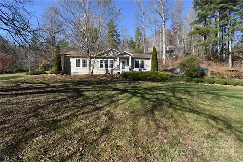 549 Freeman Creek Rd, Zirconia, NC 28790