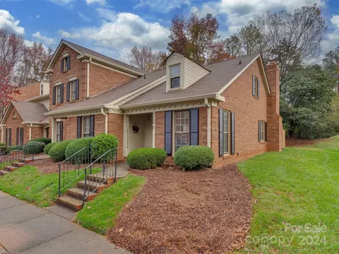 9128 Nolley G Ct #G, Charlotte, NC 28270