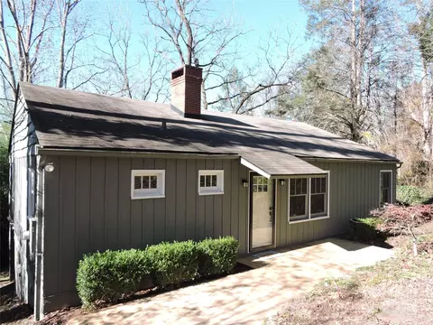 24 Rhododendron Dr, Arden, NC 28704