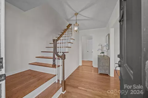 Entry Way - 516 Pine Rd, Davidson, NC 28036 photo 3 of 3