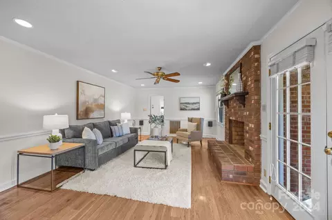 Living - 516 Pine Rd, Davidson, NC 28036 photo 1 of 1