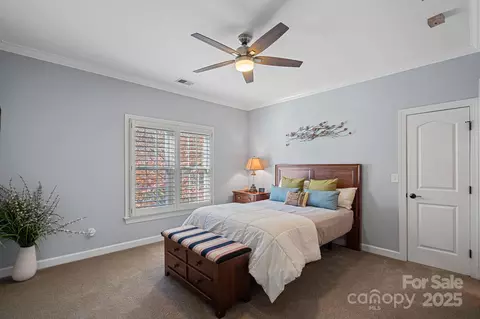 Bedroom - 18912 Peninsula Point Dr, Cornelius, NC 28031 photo 2 of 4