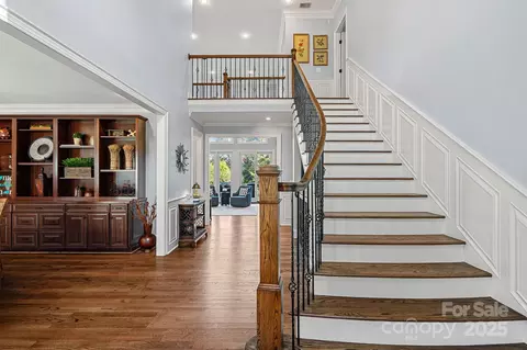 Entry Way - 18912 Peninsula Point Dr, Cornelius, NC 28031 photo 2 of 3