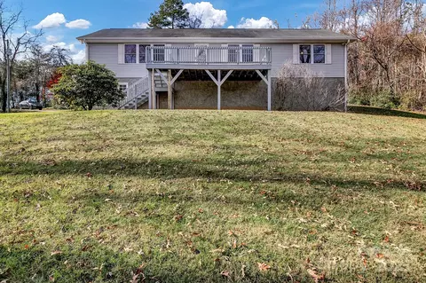 208 Adams Hill Rd, Asheville, NC 28806
