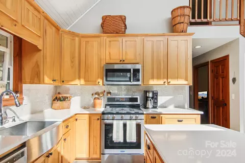 155 Rio Bravo Dr, Sylva, NC 28779 photo 14