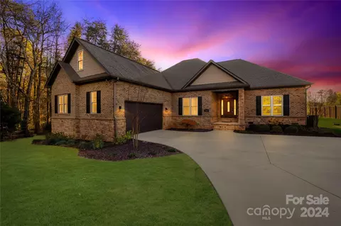 120 Jess Ct, Mooresville, NC 28117