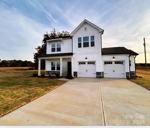 32562 Millingport Rd # -A, New London, NC 28127