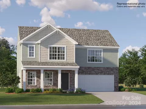 1074 Old Trade St, Edgemoor, SC 29712