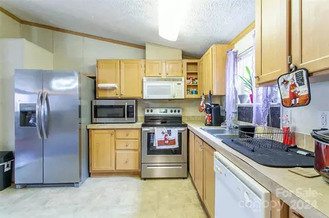 141 Thomas Branch Rd, Marshall, NC 28753 photo 17