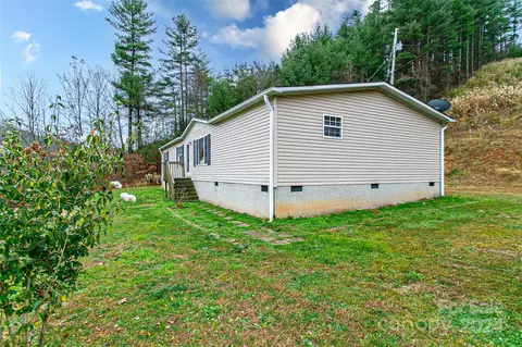 141 Thomas Branch Rd, Marshall, NC 28753 photo 11