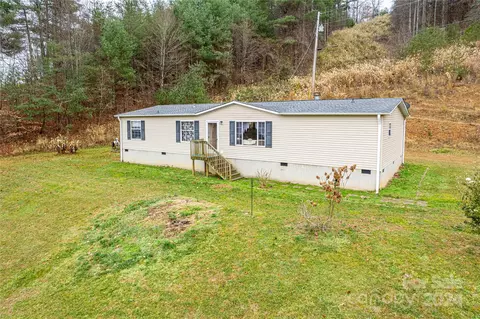 141 Thomas Branch Rd, Marshall, NC 28753
