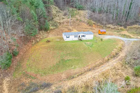 141 Thomas Branch Rd, Marshall, NC 28753 photo 5
