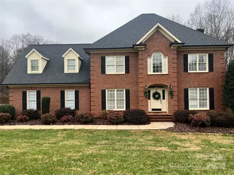 191 Baymount Dr, Statesville, NC 28625