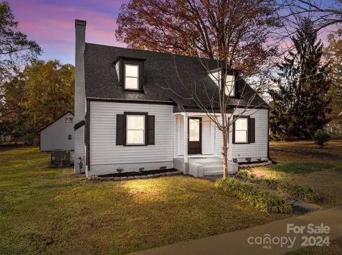 425 N 5th St, Albemarle, NC 28001