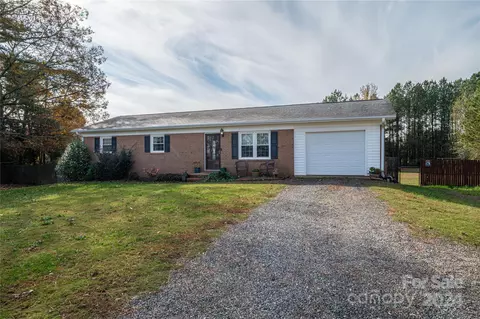 1925 Pl Propst Rd, Maiden, NC 28650