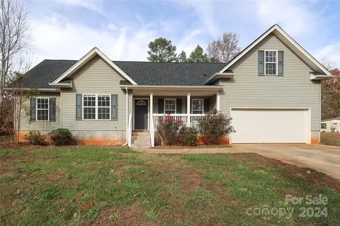416 Carlyle Rd, Troutman, NC 28166