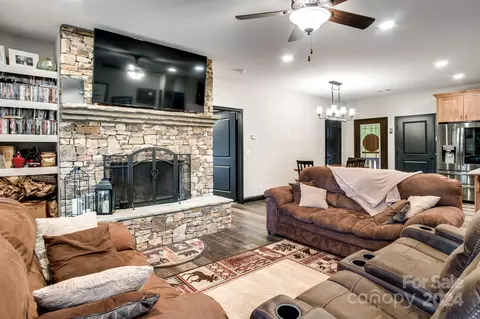 51 Red Mountain Rd, Sylva, NC 28779 photo 16