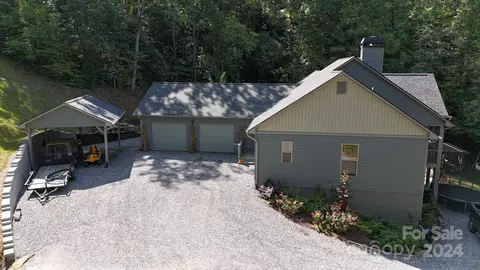 51 Red Mountain Rd, Sylva, NC 28779 photo 3